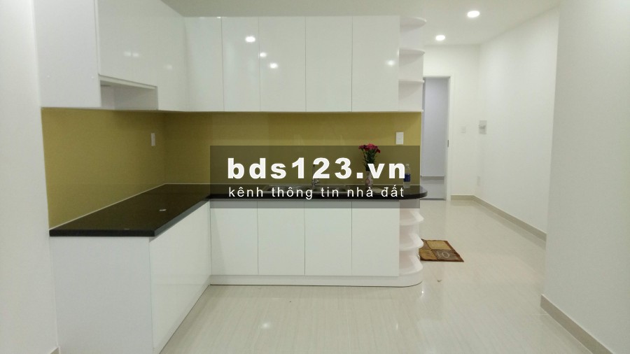 Cho thuê căn hộ 2PN,2WC 70m2 Moonlight Boulevard có nội thất cơ bản rèm ,máy lạnh ....
