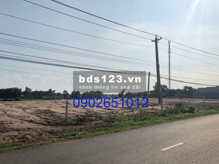 Còn 7 miếng đất ở MT đường 328 Xuyên Mộc Hồ Tràm, giá 5,5 triệu/m2 DT 914m2 thổ cư 100m2, LH 0902651012
