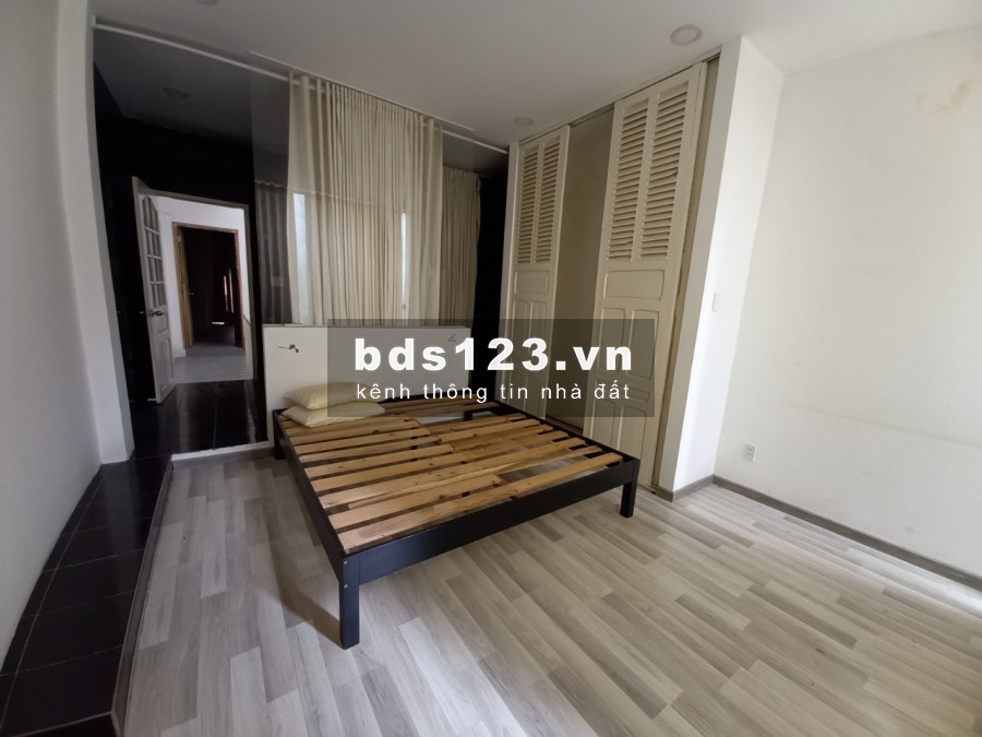Nhà cho thuê Thái Văn Lung tiện làm Spa, nhà hàng