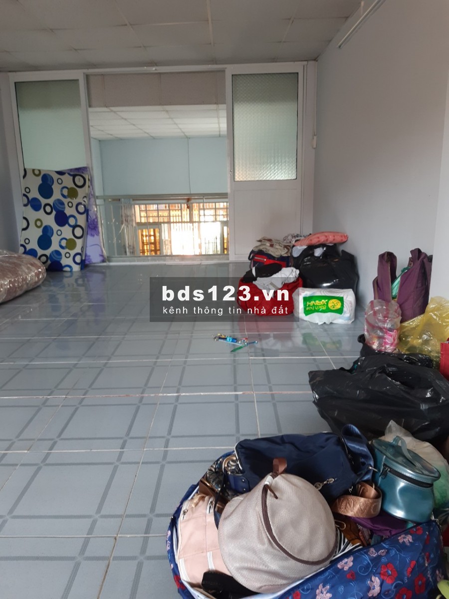 Cho thuê nhà nguyên căn mới, gần chùa Hoằng Pháp, 60m2, giá 3.5 triệu/tháng