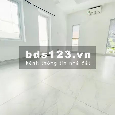 Cho Thuê Biệt thự Hiện đại sân vườn 250m2 Nguyễn Văn Hưởng Thảo điền Quận 2 MS:484