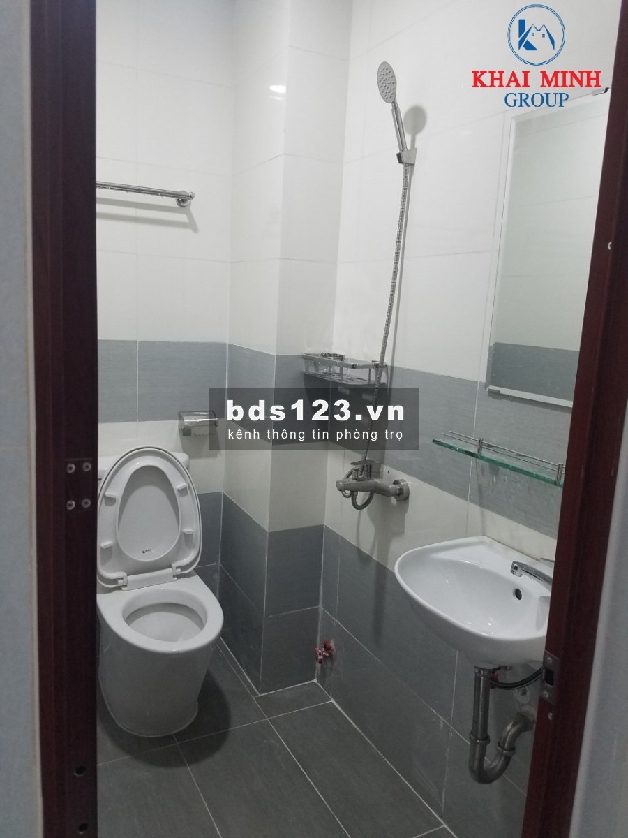 Phòng MÁY LẠNH, WC riêng, gần Pear Plaza, Hutech- 4A/95 đường D1