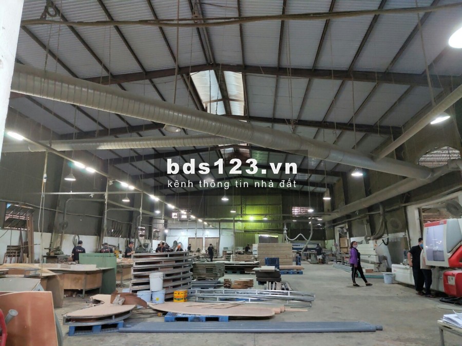 CHO THUÊ NHÀ XƯỞNG 3.000M2 CONTAINER 24H GIÁP NGUYỄN VĂN QUÁ, QL 1A