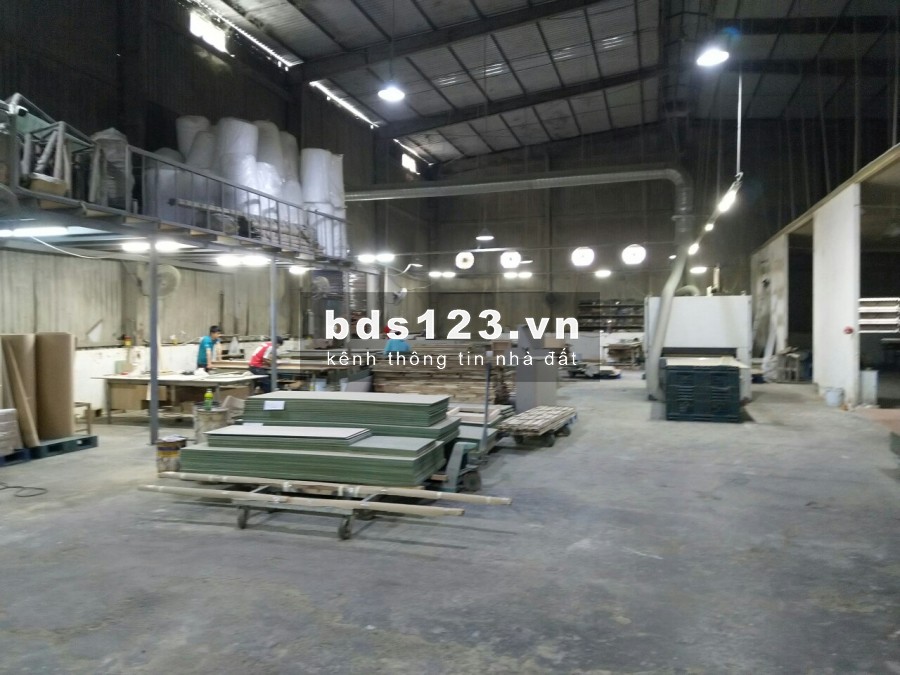 CHO THUÊ NHÀ XƯỞNG 3.000M2 CONTAINER 24H GIÁP NGUYỄN VĂN QUÁ, QL 1A