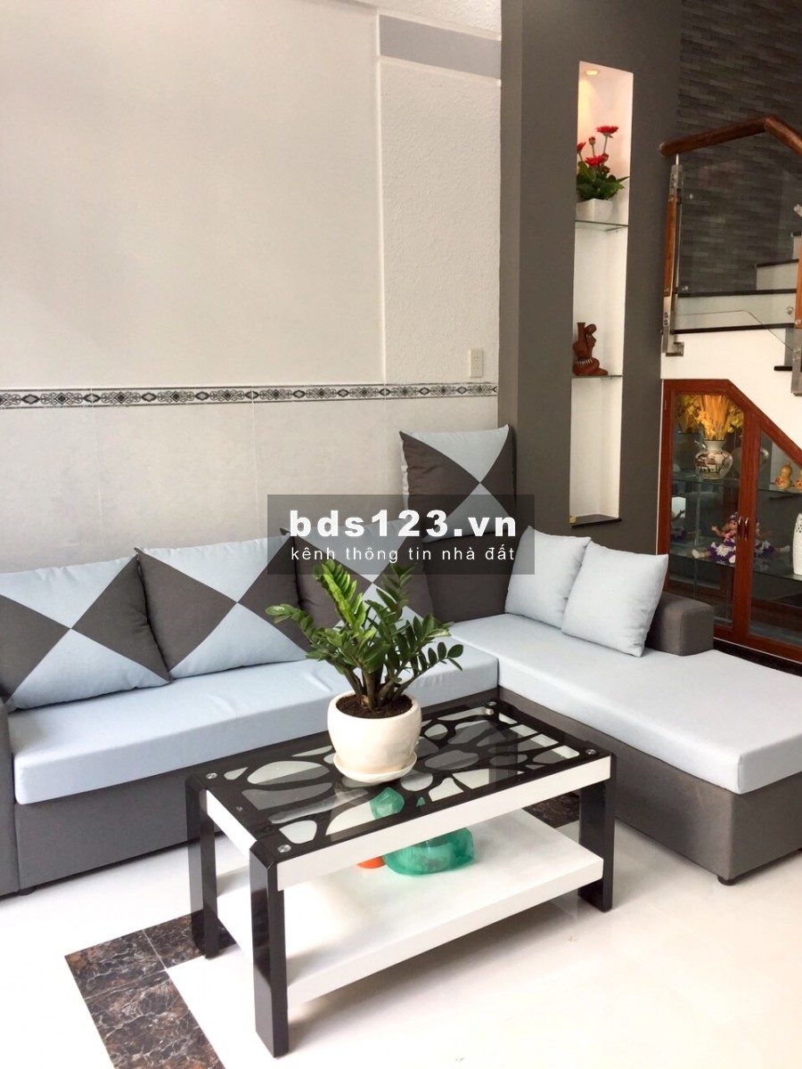 Chính chủ Bán Gấp Nhà MT khu Cư Xá Phú Bình - Lạc Long Quân, Phường 5, Quận 11, 1 trệt, 2 lầu sân thượng
