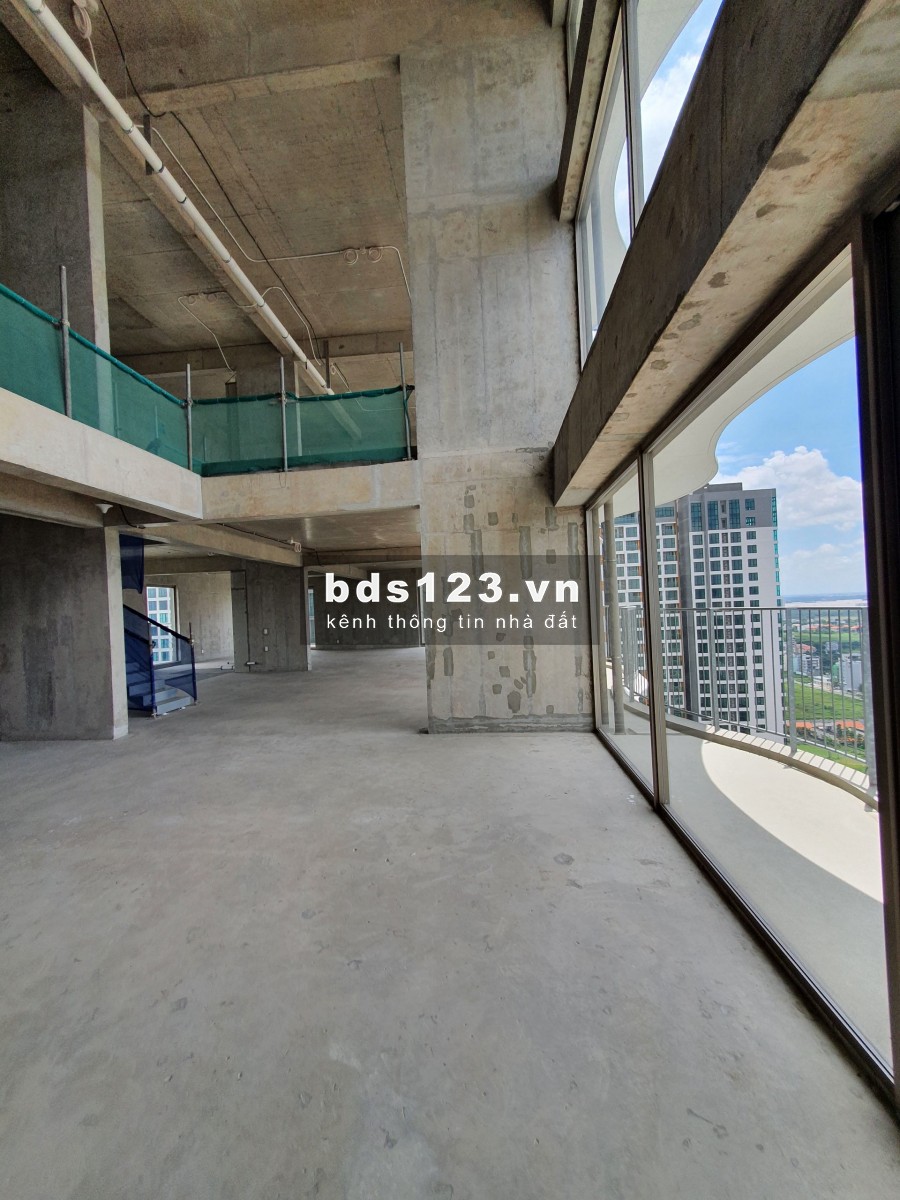 Siêu Phẩm Q2 Penhouse Waterina Suit 332m View toàn bộ sông