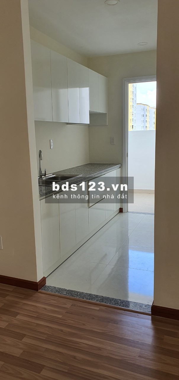 Cho thuê căn hộ mới 100%, Diamond Riverside, thoáng mát, sàn gỗ, nhà trống giao ngay