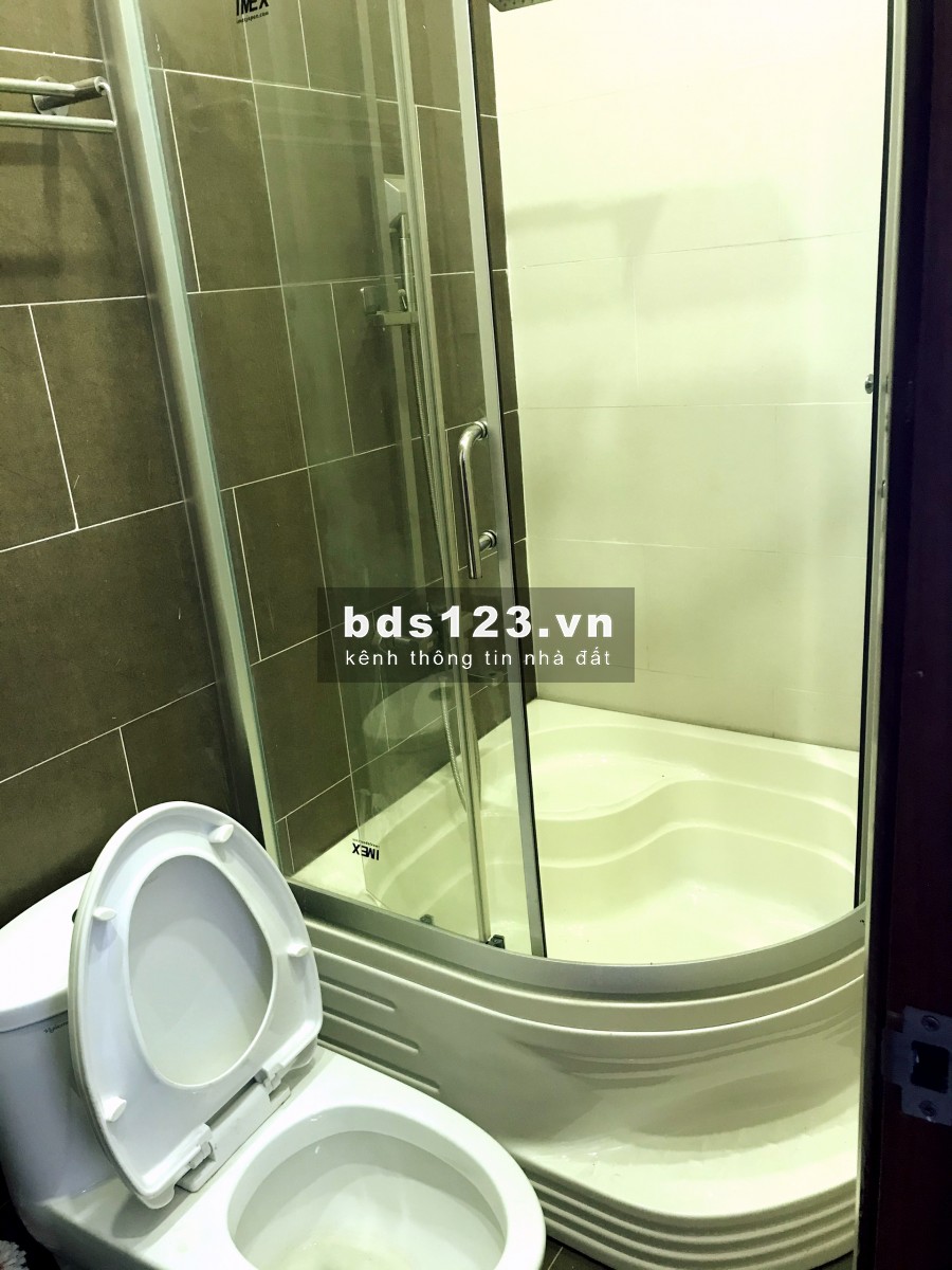Chính chủ Cho thuê nhà 5x25, 1 trệt 1 lầu, 2 phòng ngủ, sân vườn thoáng mát 9tr