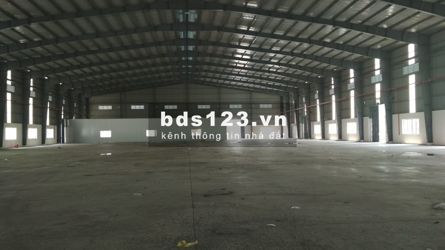 CHO THUÊ NHÀ XƯỞNG 4.500M2 GỒM CẢ KHO BÃI QUỐC LỘ 1A, QUẬN 12, GIÁ RẺ