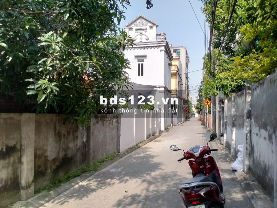 Hàng hiếm, Bán Mảnh Đất Giang Biên Ô tô, Kinh Doanh, Giá danh cho nhà Đầu tư