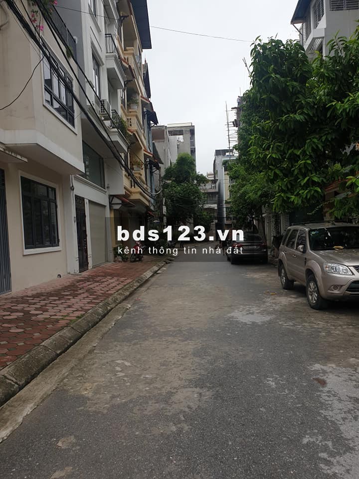 [Nhà siêu rẻ-hiếm] gần 40m2 giá chỉ hơn 3 tỷ cần bán phố Hoàng Như Tiếp, Long Biên