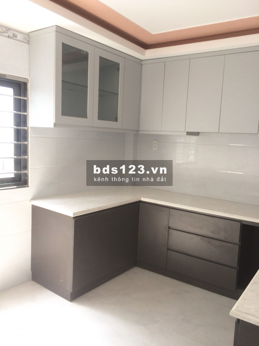 Nhà 1 trệt 3 lầu sân thượng 7PN, 4WC, hẻm xe hơi 186 Bình Thới, Quận 11, Gần Vòng Xoay Lê Đại Hành