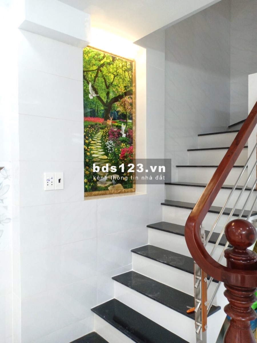 Nhà 1 trệt 3 lầu sân thượng 7PN, 4WC, hẻm xe hơi 186 Bình Thới, Quận 11, Gần Vòng Xoay Lê Đại Hành
