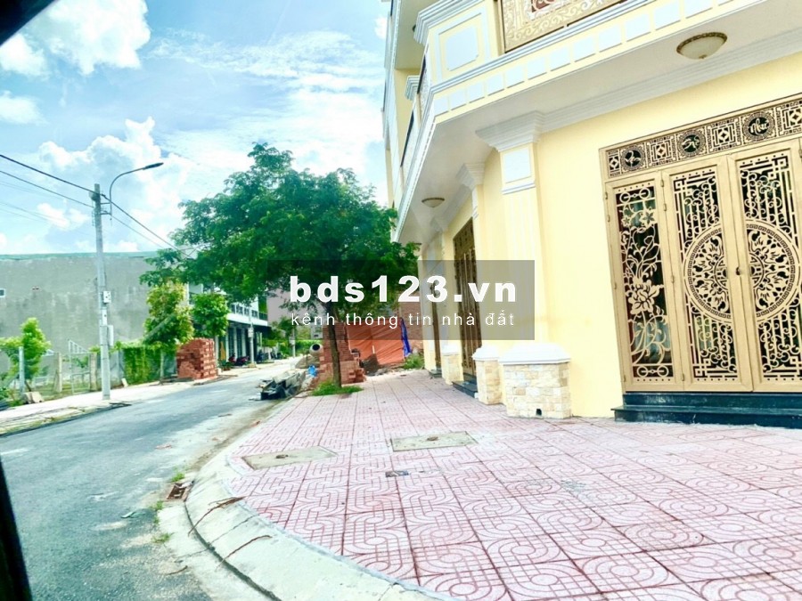Đất Thị Trấn Bến Lức 930tr/85m², Gần Chợ, Sổ Riêng, Bao Phí Sang Tên Công Chứng