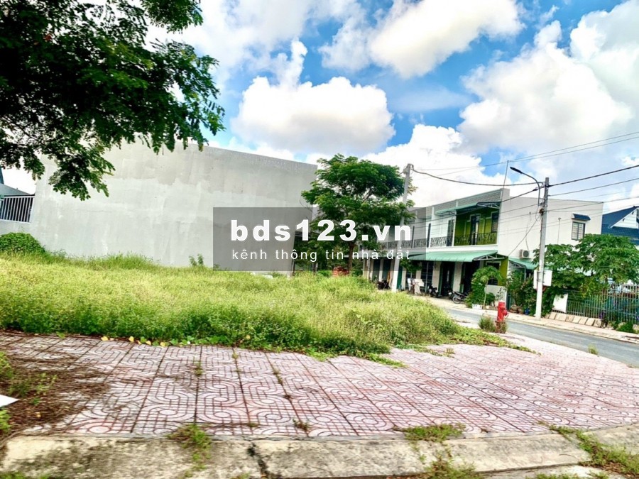 Đất Thị Trấn Bến Lức 930tr/85m², Gần Chợ, Sổ Riêng, Bao Phí Sang Tên Công Chứng