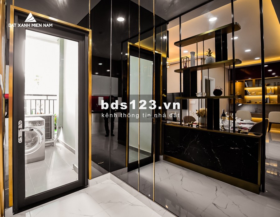 Căn hộ cao cấp ngay bên hồ Bình An, làng đại học quốc gia, giá 30tr/m2. Liên hệ: 0909842486