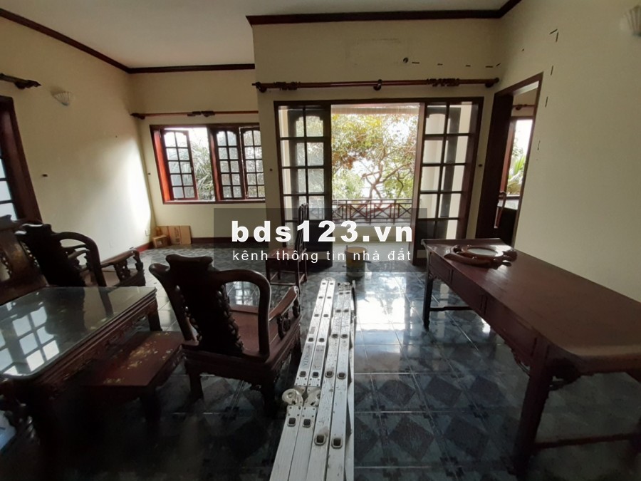 Cho thuê Biệt thự sân vườn 7 phòng 400m2 Đường 23 Bình An Quận 2 MS:663