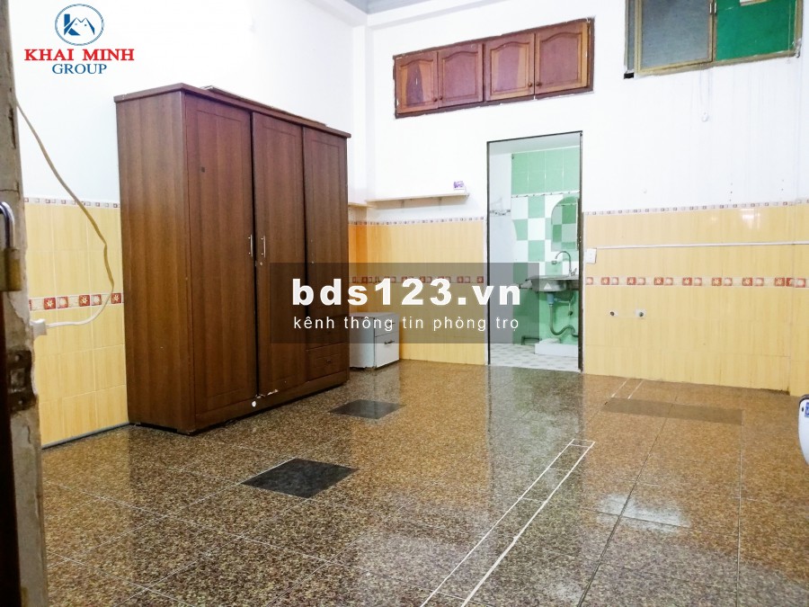 Phòng Trọ Mặt Tiền Chu Văn An, Gần Hàng Xanh, ĐH Hutech, Để Xe Miễn Phí, Giờ Giấc Tự Do