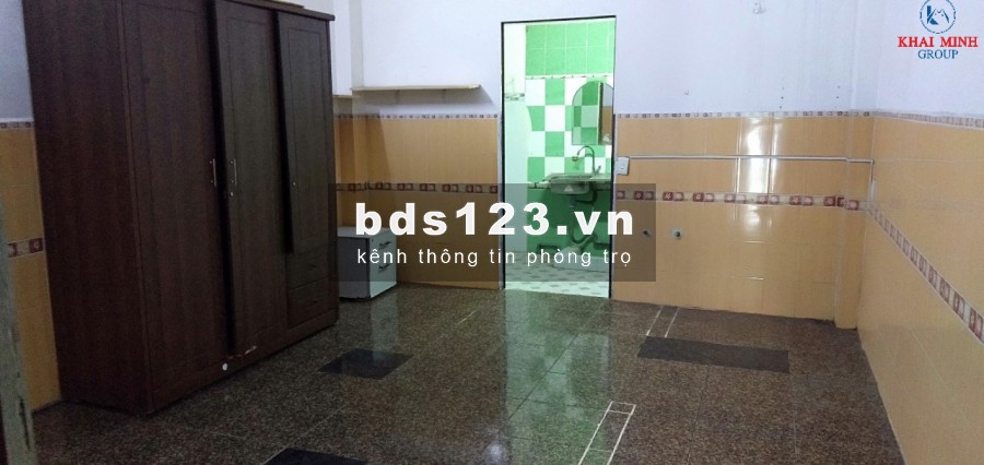 Phòng Trọ Mặt Tiền Chu Văn An, Gần Hàng Xanh, ĐH Hutech, Để Xe Miễn Phí, Giờ Giấc Tự Do
