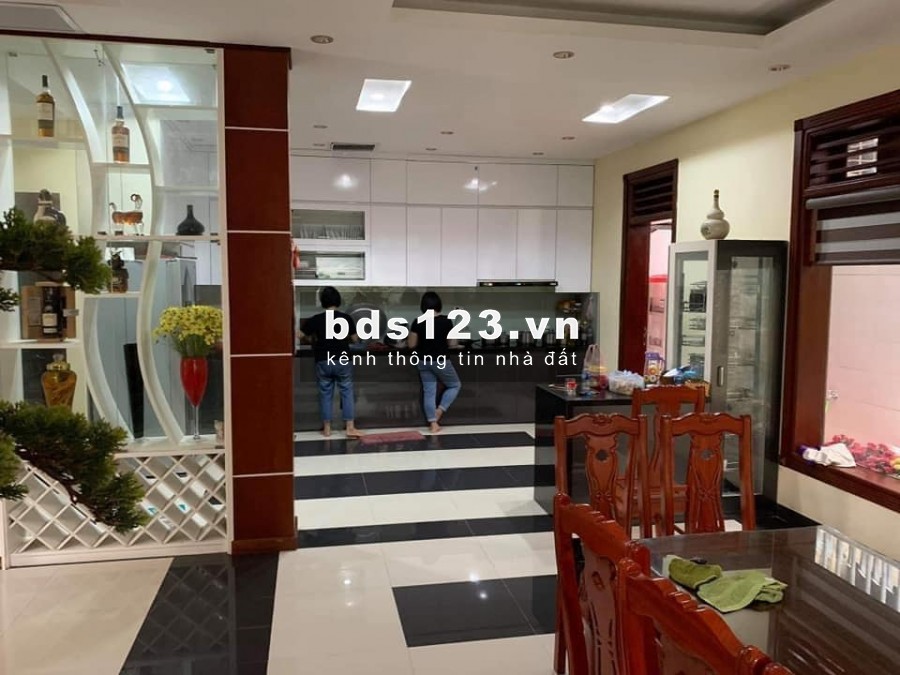 BÁN GẤP! Biệt thự song lập Tổng cục 5 BCA, 207m, 4 tầng, Nội thất xịn, dân trí cao.LH 0975626023.