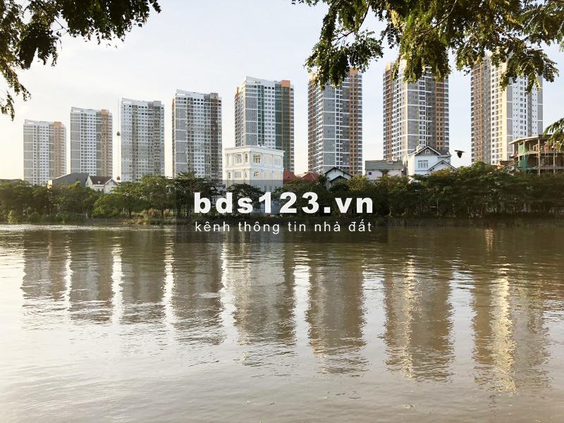 Cho thuê 3 Phòng ngủ đầy đủ nội thất nhà như hình. Nhà đẹp view toàn bộ Đảo Kim Cương và sông
