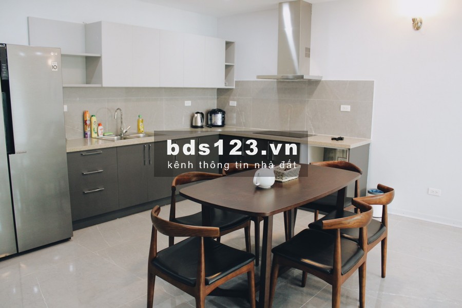 Cho thuê CH tầng 18 chung cư cao cấp D'. Le Roi Soleil, 59 Xuân Diệu, 88m2, 2PN, 2VS, giá 17 tr/th
