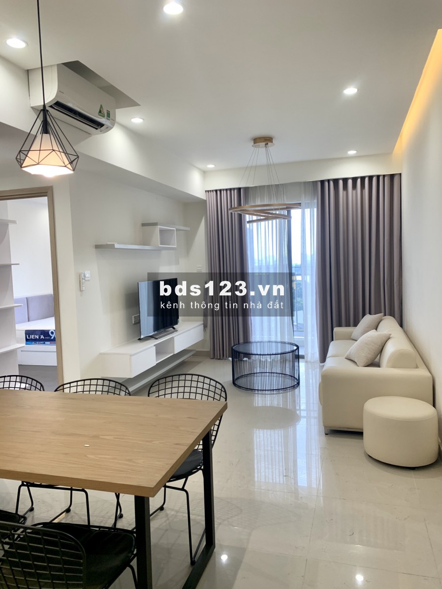 Cho thuê 3 Phòng ngủ đầy đủ nội thất nhà như hình. Nhà đẹp view toàn bộ Đảo Kim Cương và sông