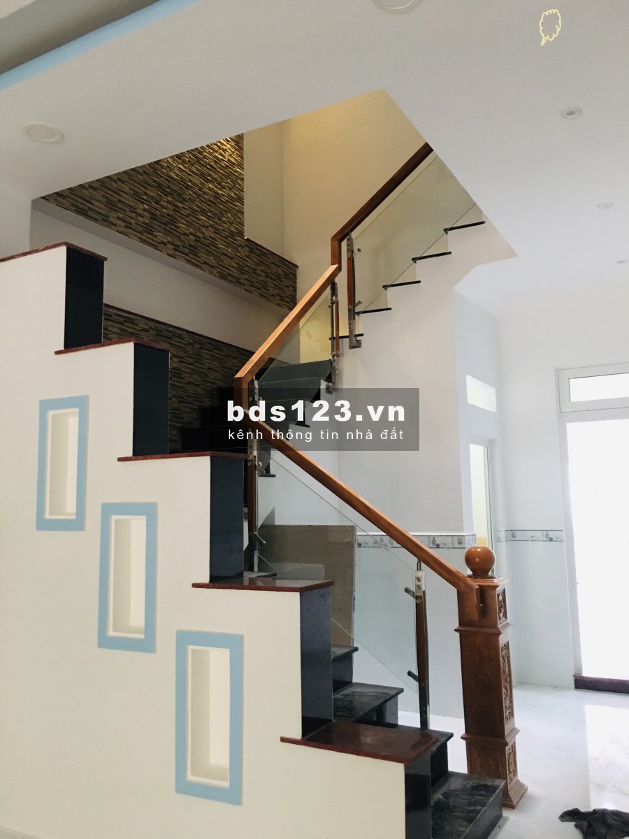 Nhà mới MT DC9 (4x25m)trệt, 3L,ST, 4PN,5WC