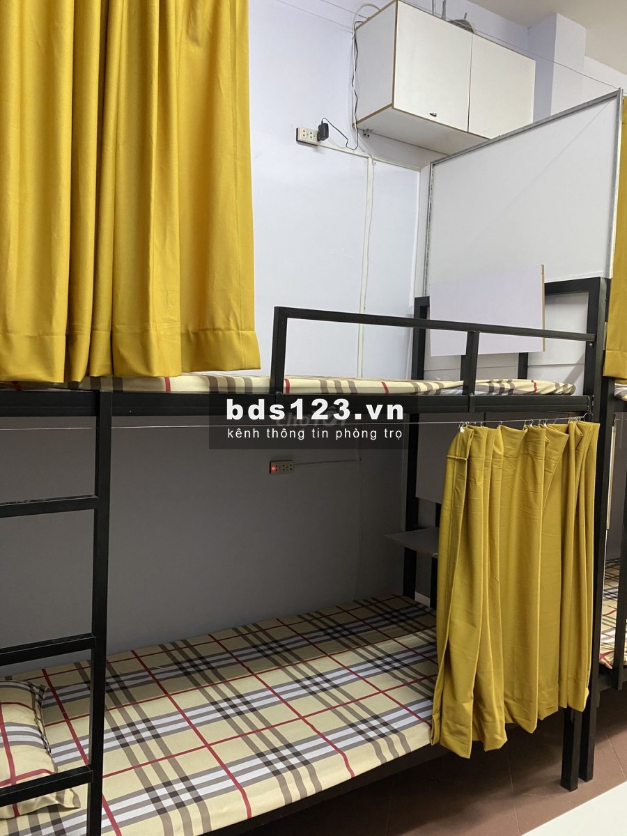 PHÒNG TRỌ KTX SINH VIÊN ĐỐI DIỆN ĐẠI HỌC KINH TẾ