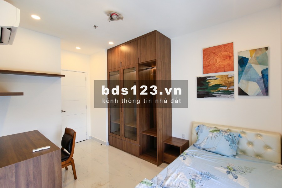 Cho thuê căn hộ Prince Phú Nhuận 3 phòng ngủ/2WC DT 94m2 tầng cao full tiện nghi y hình 19 Triệu/tháng