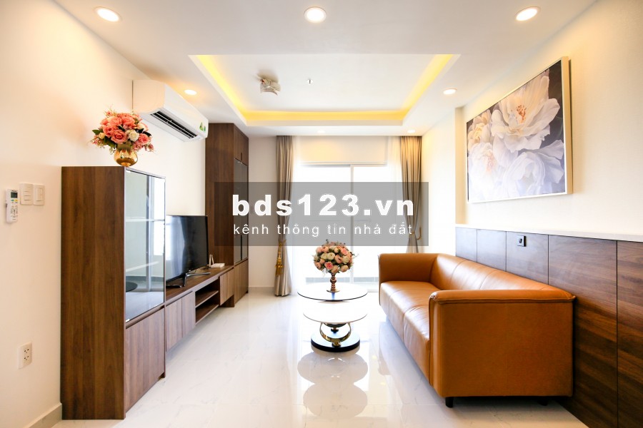 Cho thuê căn hộ Prince Phú Nhuận 3 phòng ngủ/2WC DT 94m2 tầng cao full tiện nghi y hình 19 Triệu/tháng