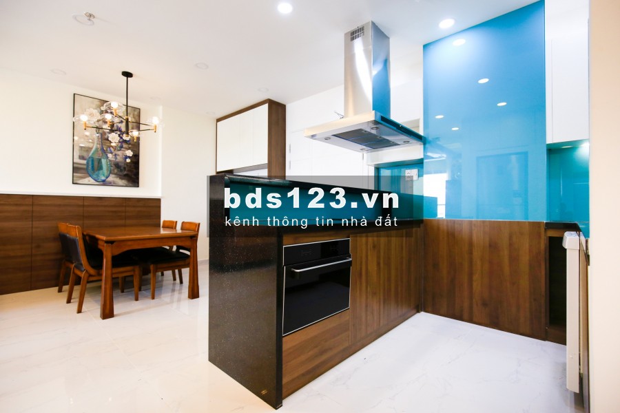 Cho thuê căn hộ Prince Phú Nhuận 3 phòng ngủ/2WC DT 94m2 tầng cao full tiện nghi y hình 19 Triệu/tháng