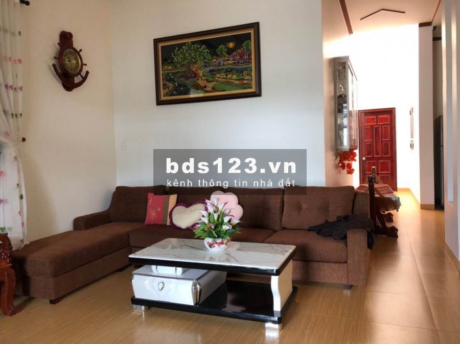 Chỉ 7 Tỷ 4 Sở Hữu Nhà 96 M2 Đường Nguyễn Thanh Tuyền Quận Tân Bình.