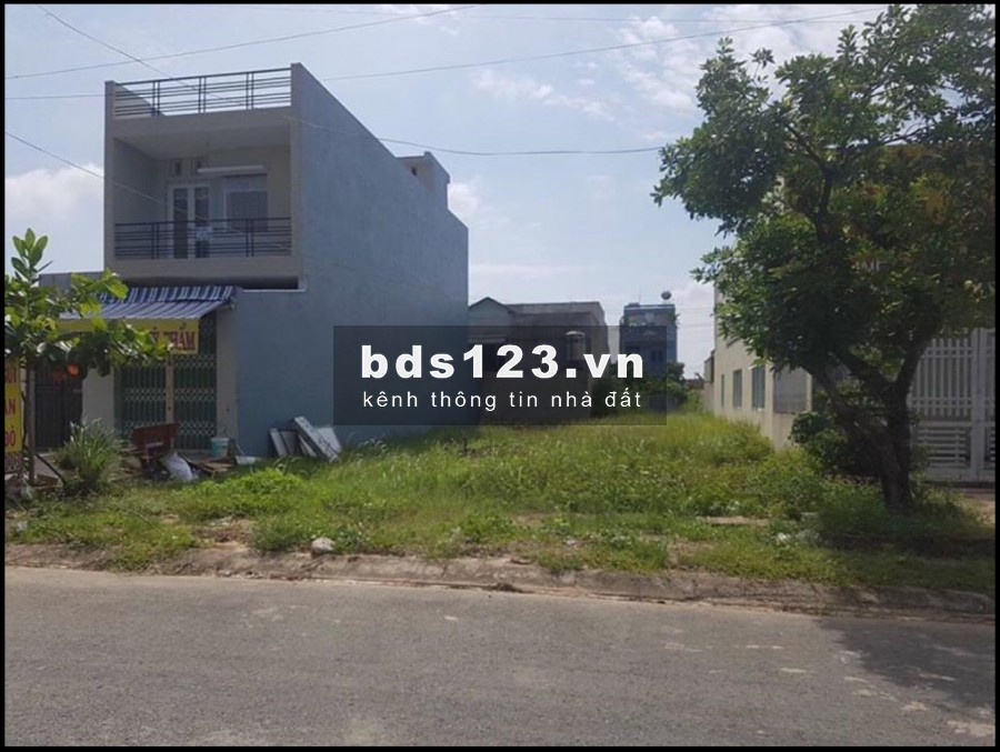 Cần bán gấp lô đât tại bến cát kinh doanh quán ăn