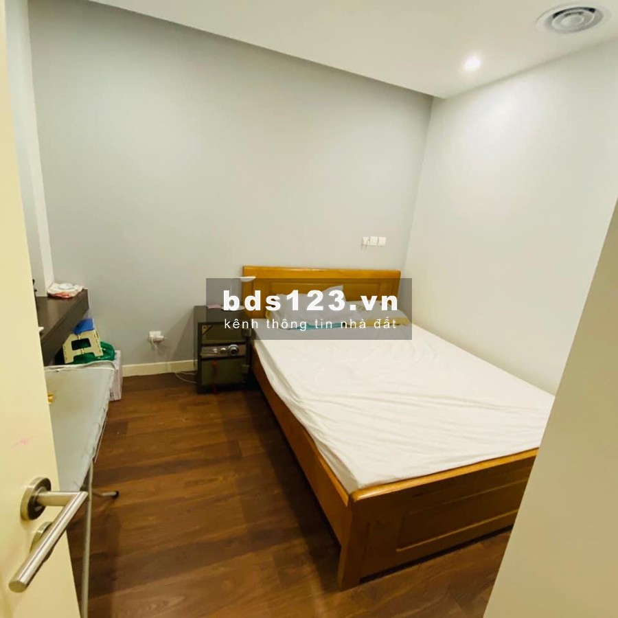 Gia đình bán nhanh căn 4 ngủ ban công ĐN tòa A Imperia Garden 4.6 tỷ 0985800205