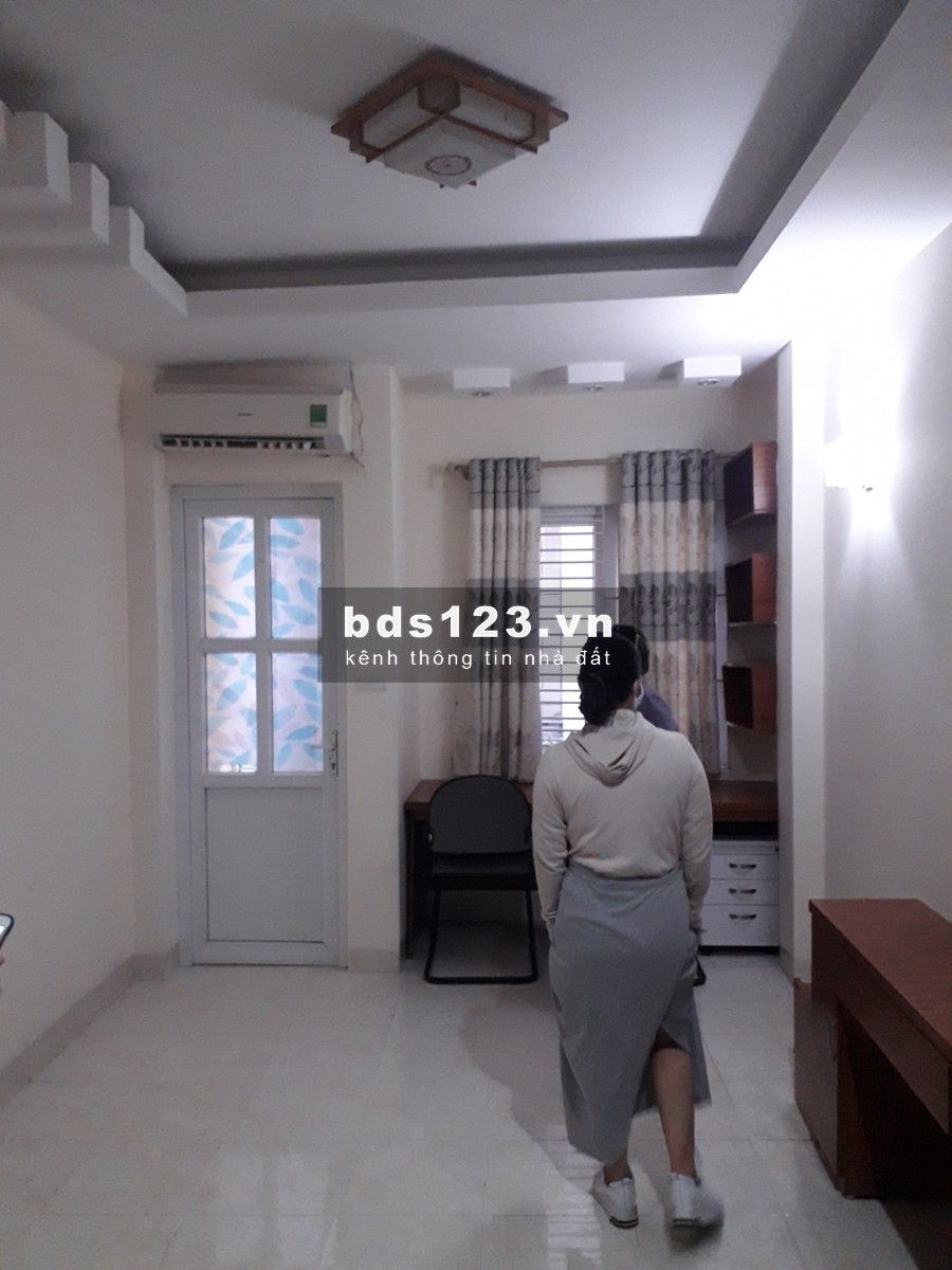 Bán nhà Phan Đình Giót , Hà Đông dt40m 5tầng lô góc cực thoáng, ô tô đỗ cửa.