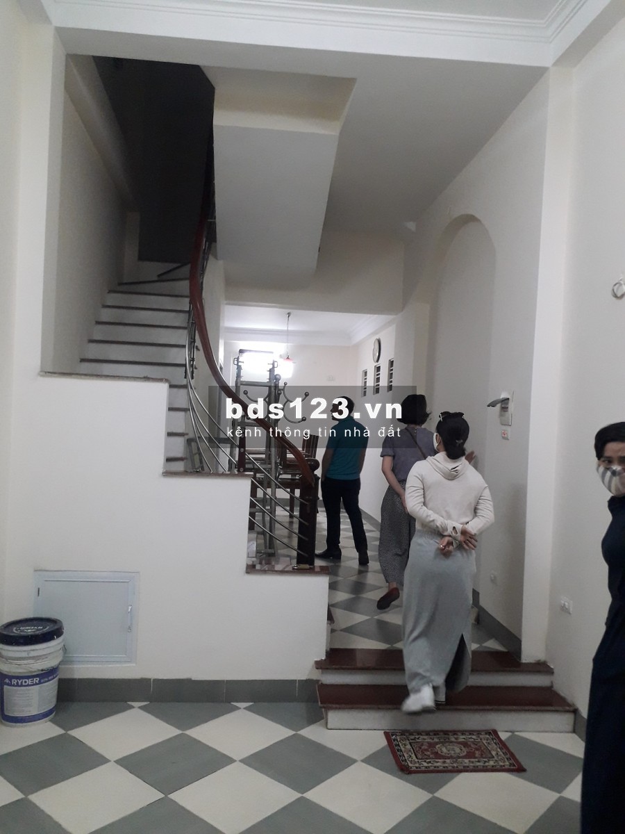 Bán nhà Phan Đình Giót , Hà Đông dt40m 5tầng lô góc cực thoáng, ô tô đỗ cửa.