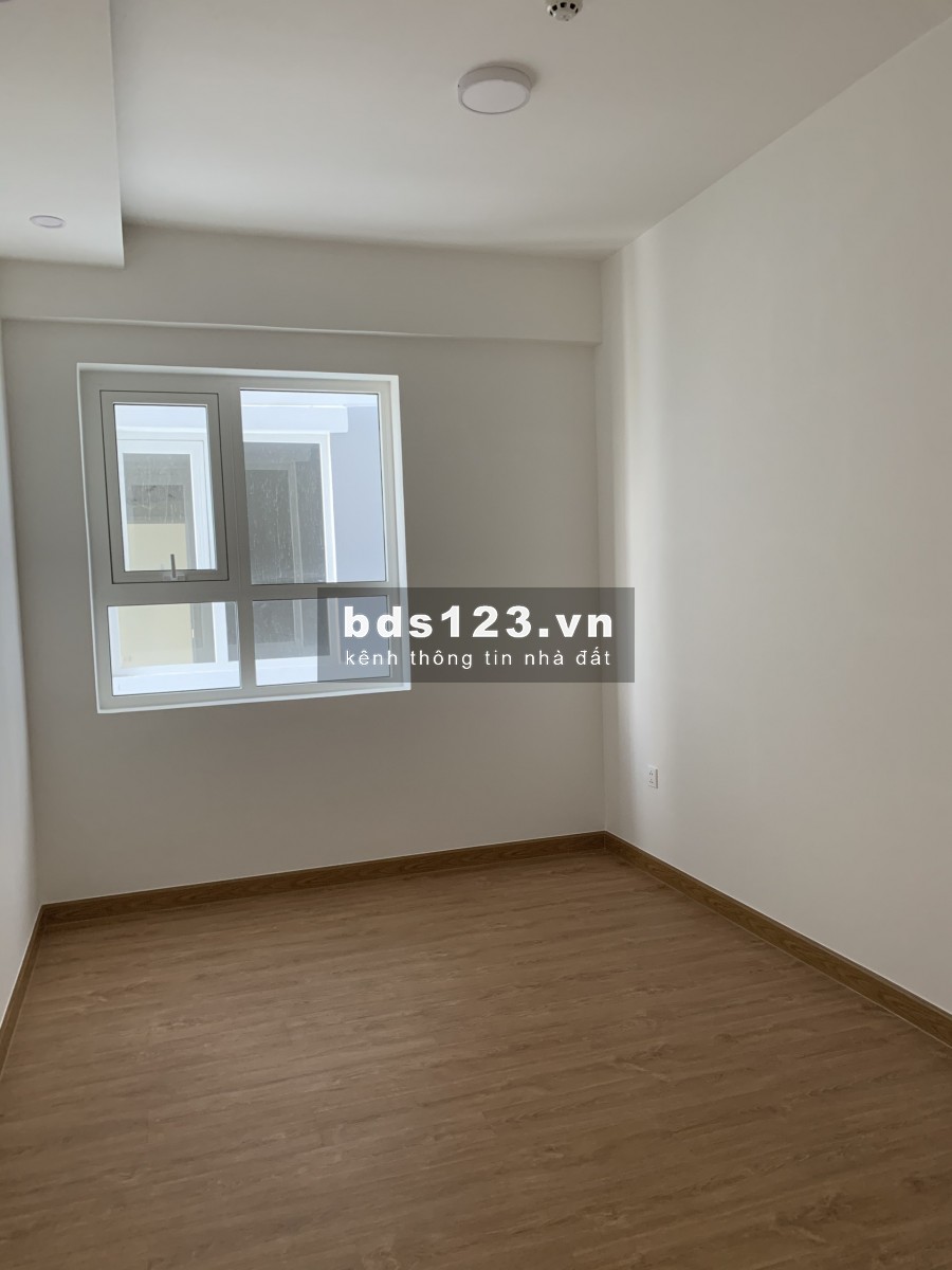 Cần cho thuê căn hộ Green River, Quận 8. Mới 100%. DT: 60m2,2Pn,2WC Giá 6 triệu / 1 tháng