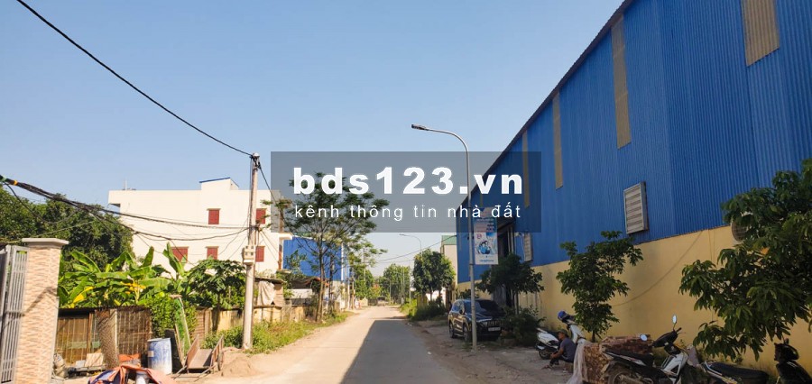 Bán đất mặt đường 6m chạy thẳng ra đường Đại lộ Thăng Long – khu vực sầm uất