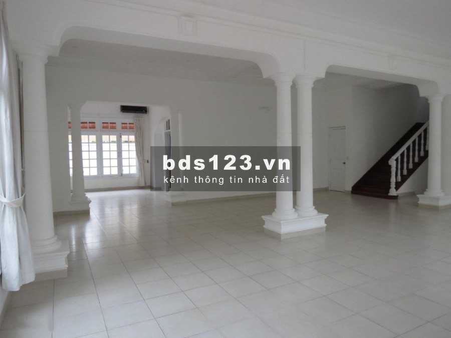 Cho thuê Villa hồ bơi sân vườn Thiết kế hiện đại 700m2 Lê Văn Miến Thảo điền Quận 2