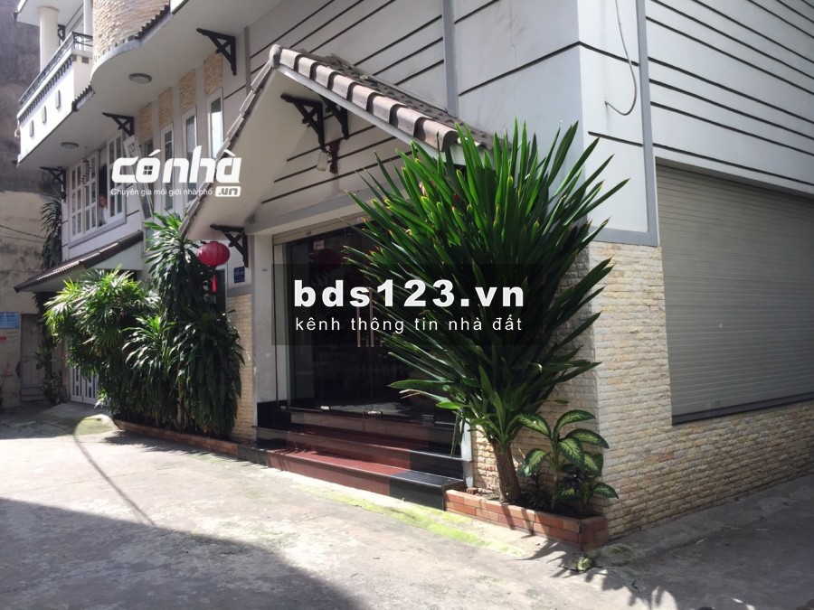 Biệt thự Nguyễn Trọng Tuyển phường 15 Quận Tân Bình 6x15m gara xe hơi
