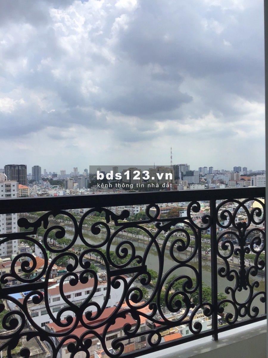 Cho thuê căn hộ Central Garden quận 1 giá rẻ, 2 PN, 2 toilet, 87m2 full nội thất, giá 11tr/tháng