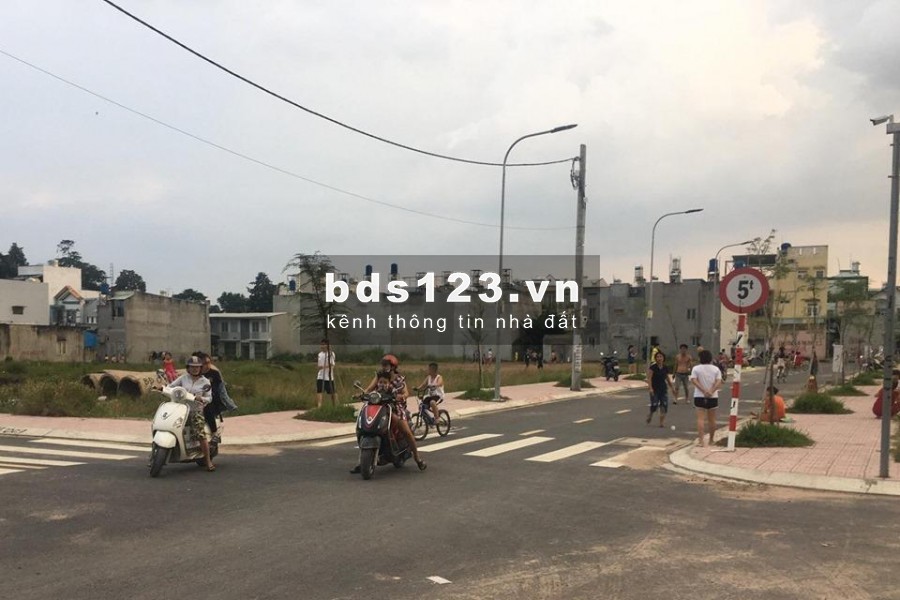 Đất nền gần làng đại học lớn nhất Việt Nam, kinh doanh xây trọ