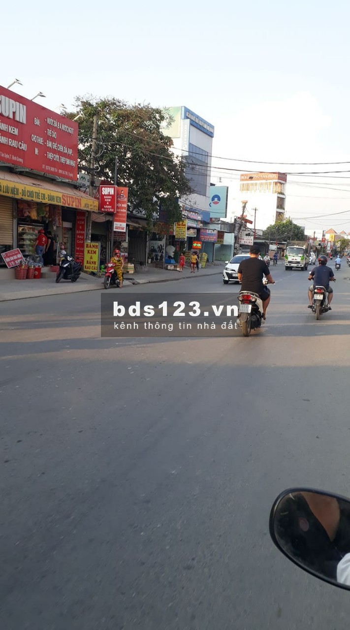 Bán gấp lô đất 100m2 MT ĐT 745 đối diện KDL Sinh Thái Bảo Hồ Nam