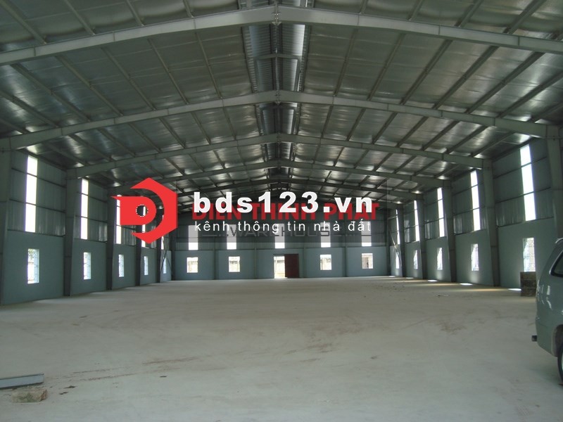 Cho thuê kho xưởng 1600m gía 100tr đường Võ Văn Vân lh 0938.384.273