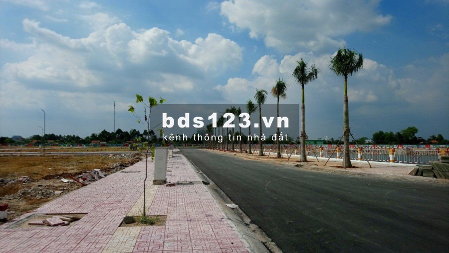 Đất nền giá rẻ, view đẹp, chiết khấu cao, SHR tại Cần Đước, Long An