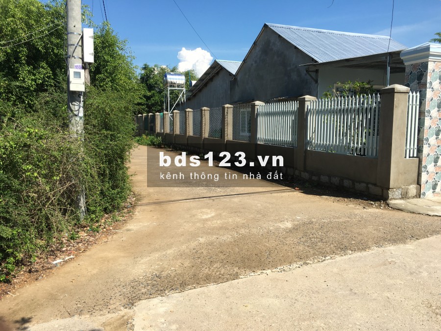 Bán đất ở ngay khu dân cư đông đúc Thôn 2 , Diên Đồng , Diên Khánh.
