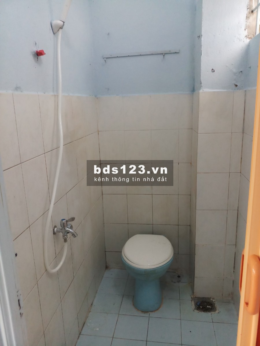 Phòng RẺ - ĐẸP - CÓ GÁC, kệ bếp, khóa vân tay- sát bên ĐH Văn Lang CS3