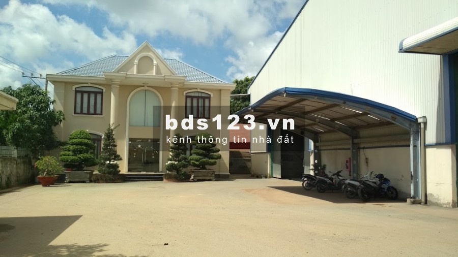 CHO THUÊ 5.700M2 SHOWROOM, KHO CHỨA HÀNG, PHÙ HỢP Ô TÔ, ĐÁ HOA CƯƠNG