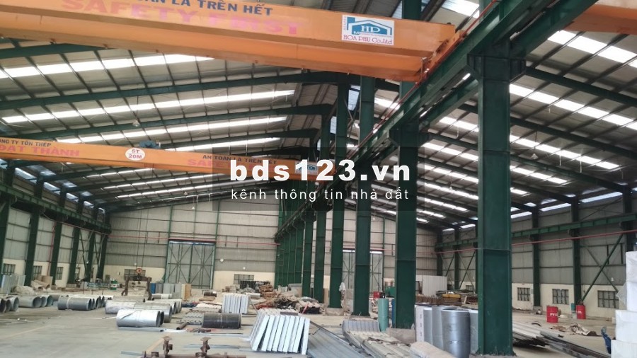 CHO THUÊ 5.700M2 SHOWROOM, KHO CHỨA HÀNG, PHÙ HỢP Ô TÔ, ĐÁ HOA CƯƠNG